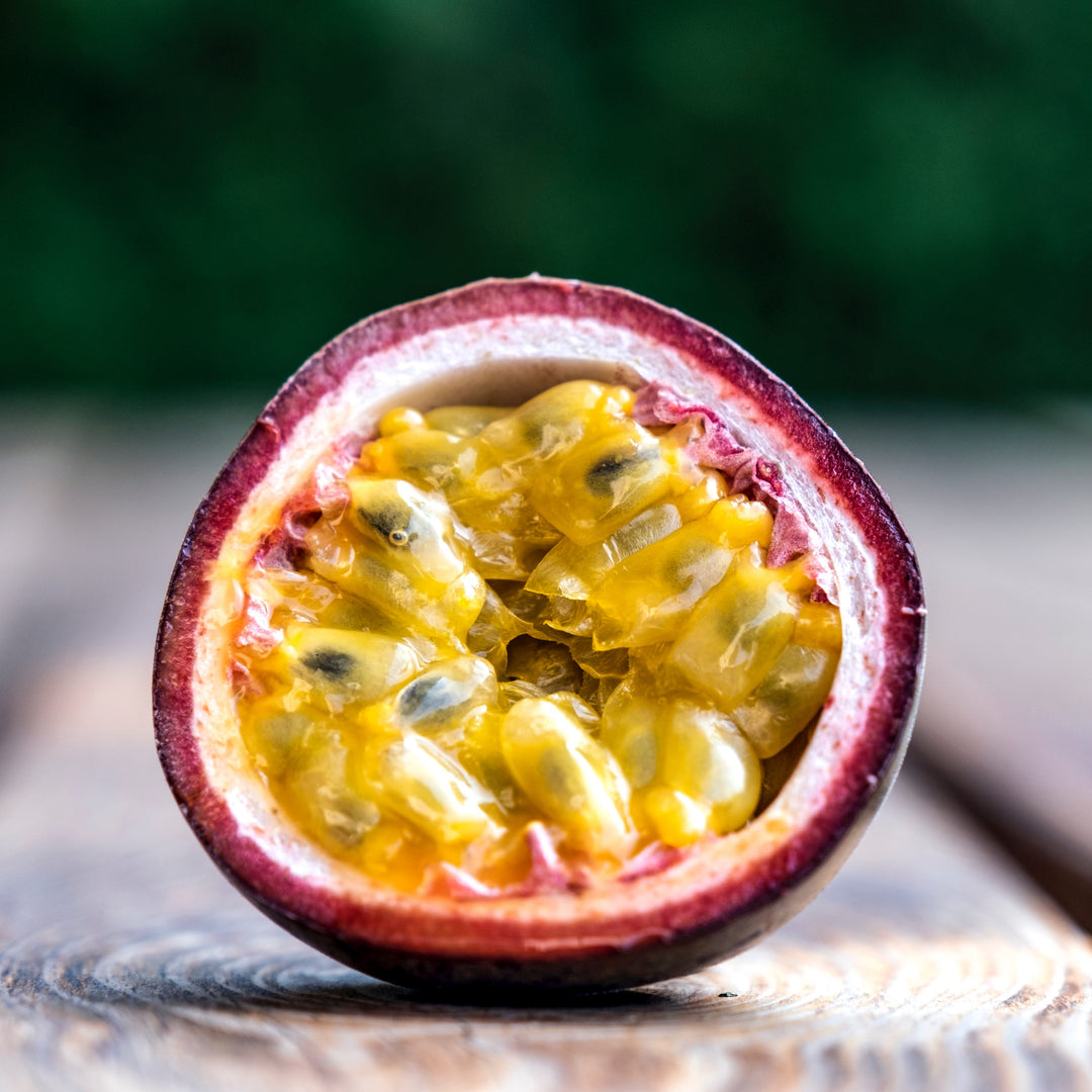 Passionfruit " Flamenco " Exotic 20 Fruit Seeds