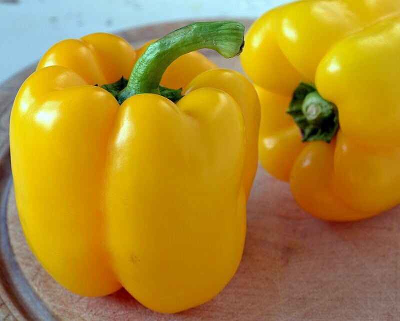 Bell Pepper " Yellow " Exotic 20 Vegetable Seeds